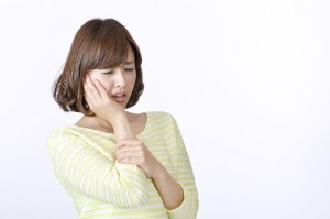 顔のしびれ