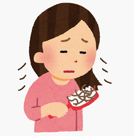 抜け毛が気になる女性必見!原因や食べ物など対策・予防法