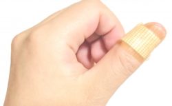 ささくれの原因や治し方と予防する食べ物！親不孝なの？